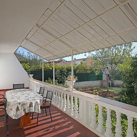 Holiday home House Zdenka Tribunj (Sibenik-Knin)